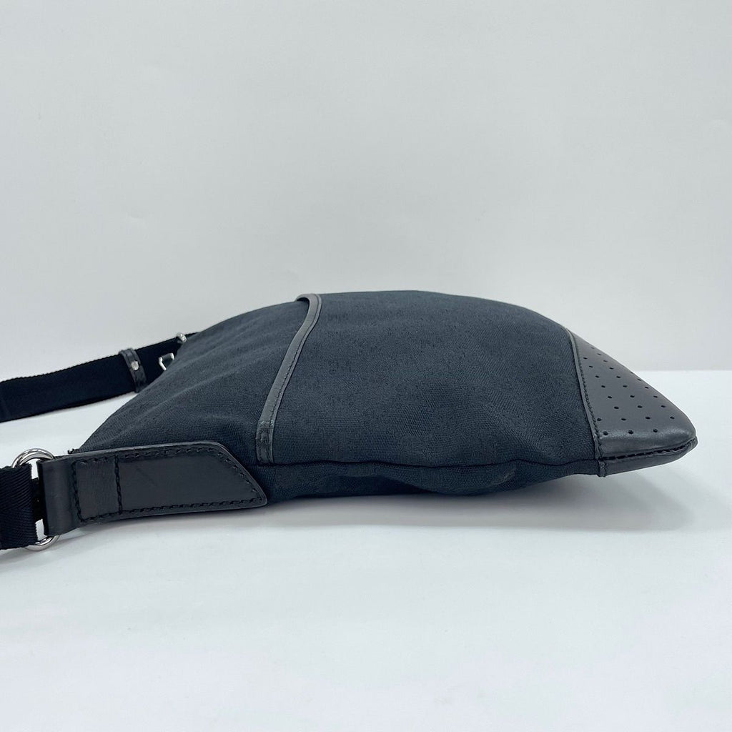 Gucci Shoulder Bag Black — view 5