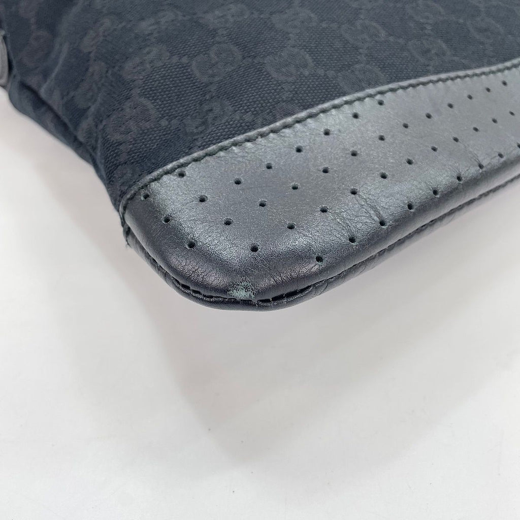 Gucci Shoulder Bag Black — view 9