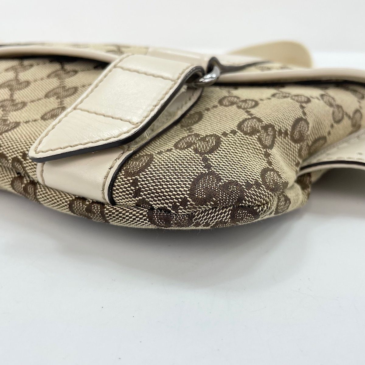 Gucci Waist Bag Belt Bag Beige — view 8