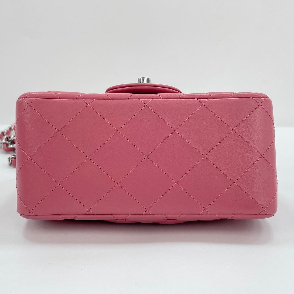 Chanel Shoulder Bag Mini Quilted — view 7