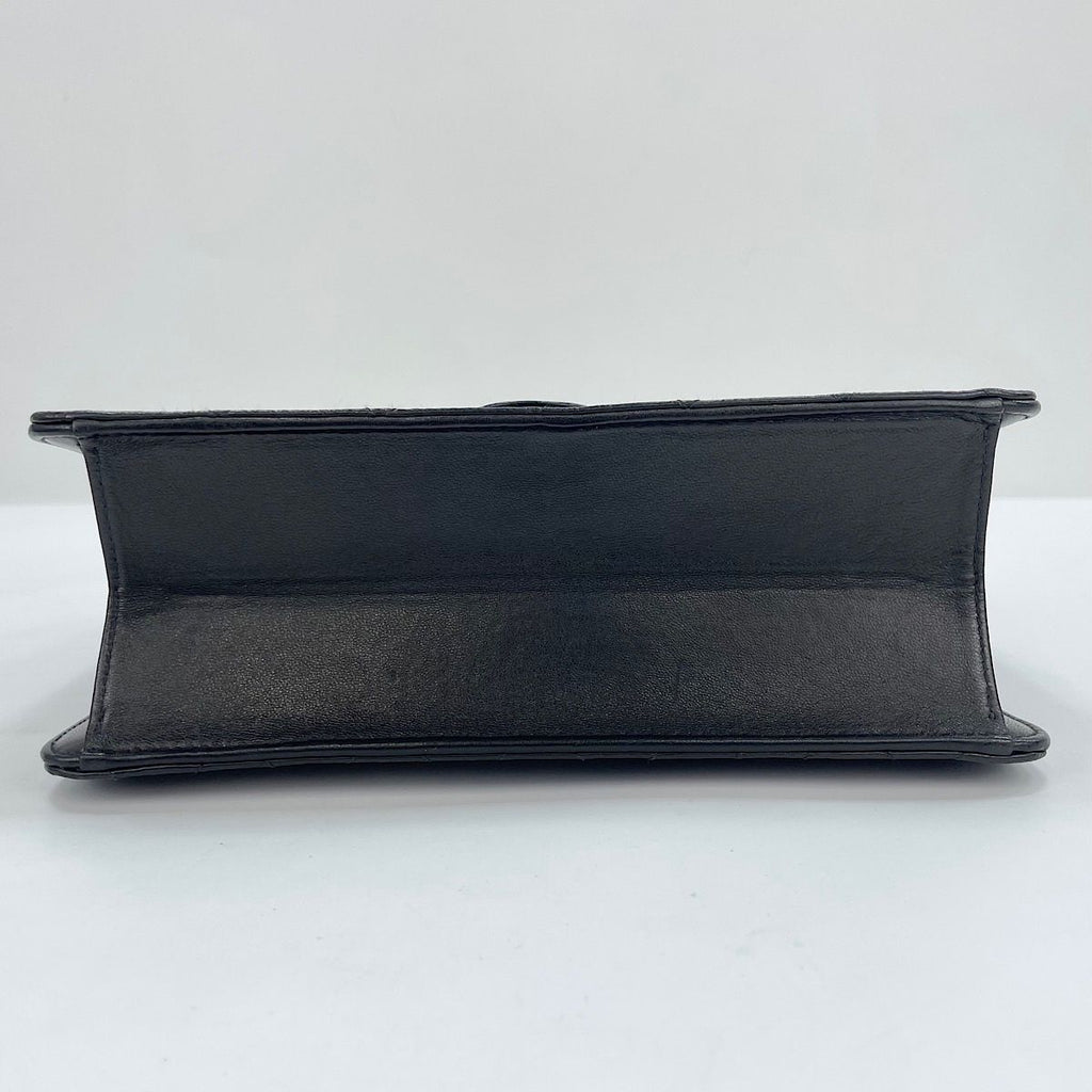 Chanel Shoulder Bag Quilted — view 7