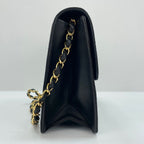 Chanel Shoulder Bag Quilted — view 6