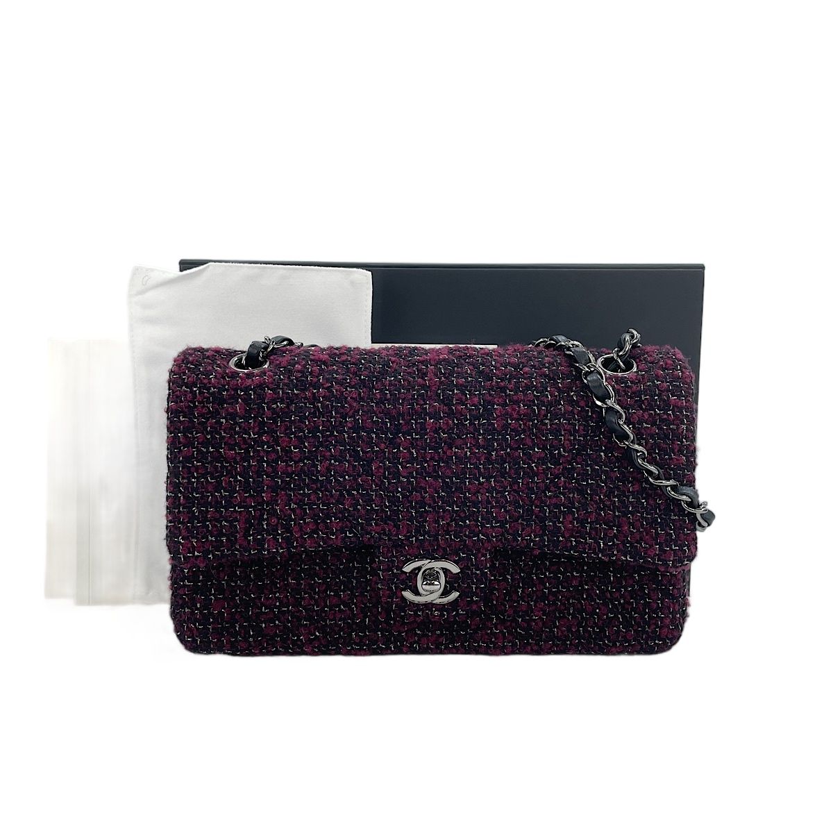 Chanel Shoulder Bag Quilted 25