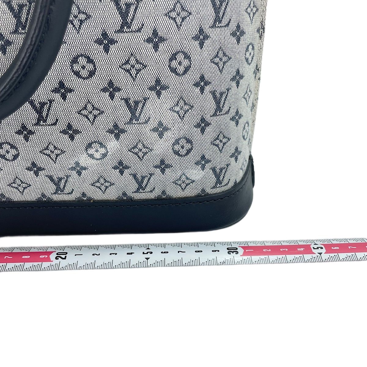 Louis Vuitton Handbag Alma — view 4