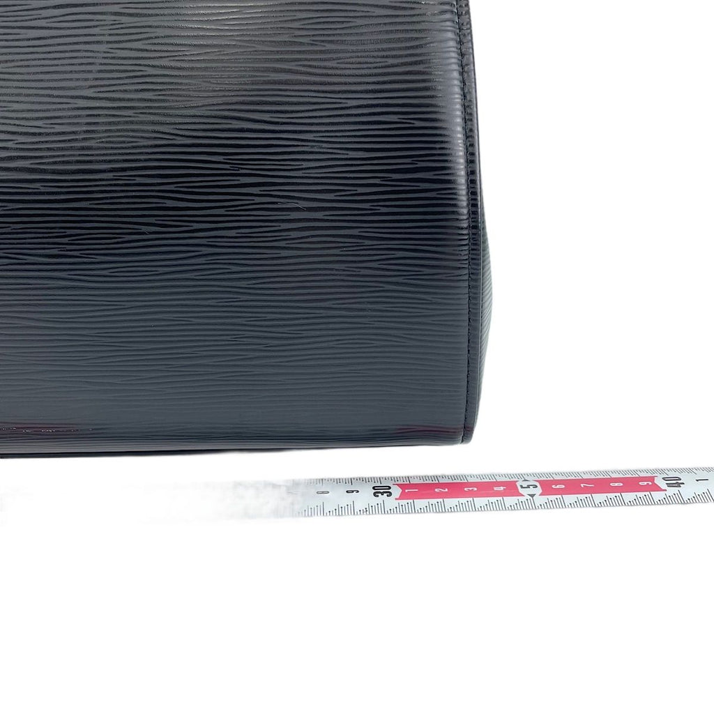 Louis Vuitton Handbag Blair MM — view 4