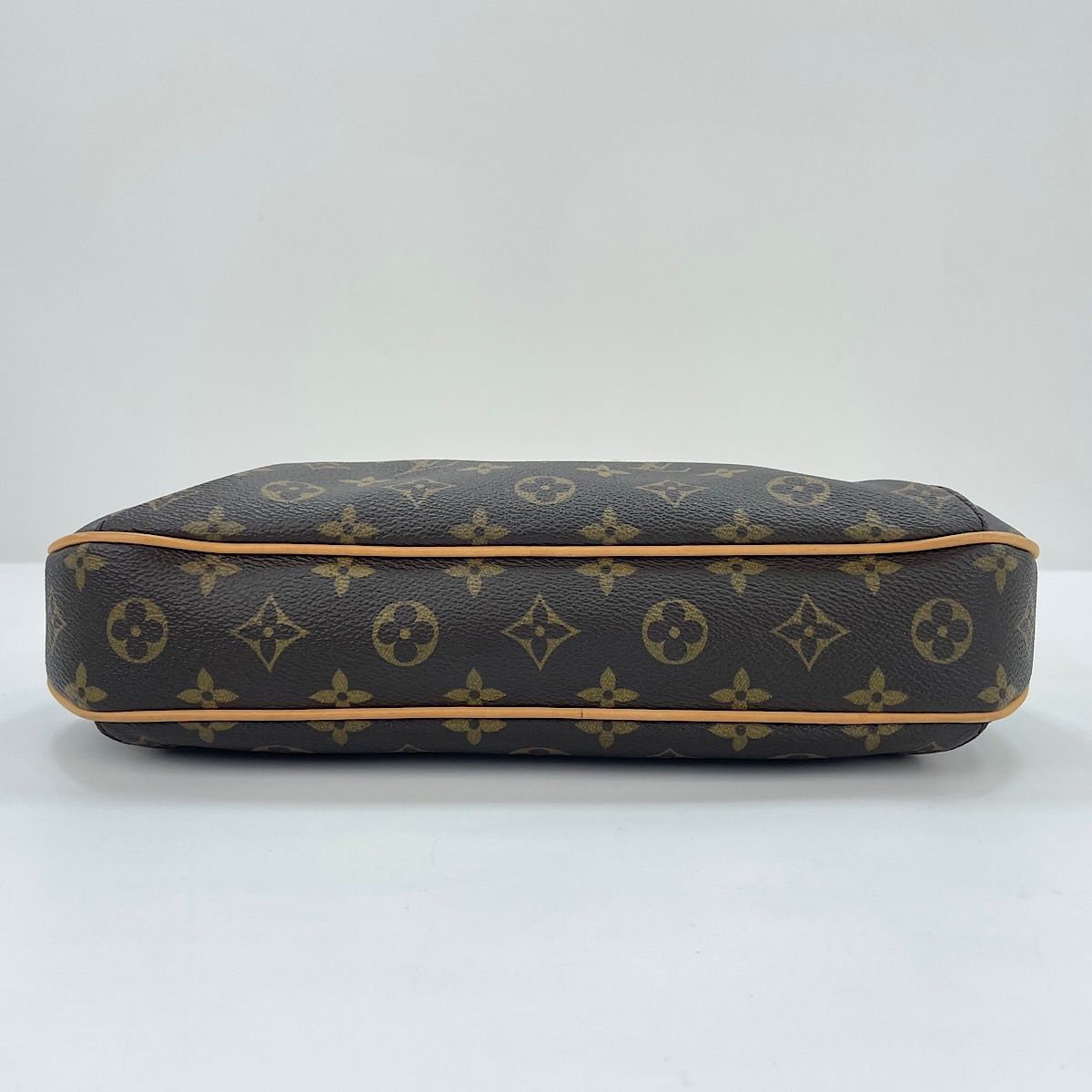 Louis Vuitton Shoulder Bag Thames PM — view 7