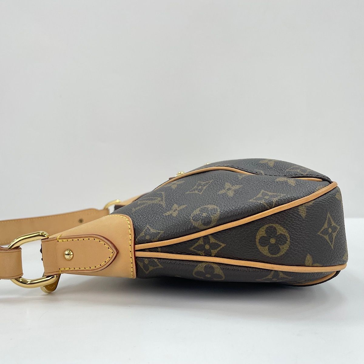 Louis Vuitton Shoulder Bag Thames PM — view 5