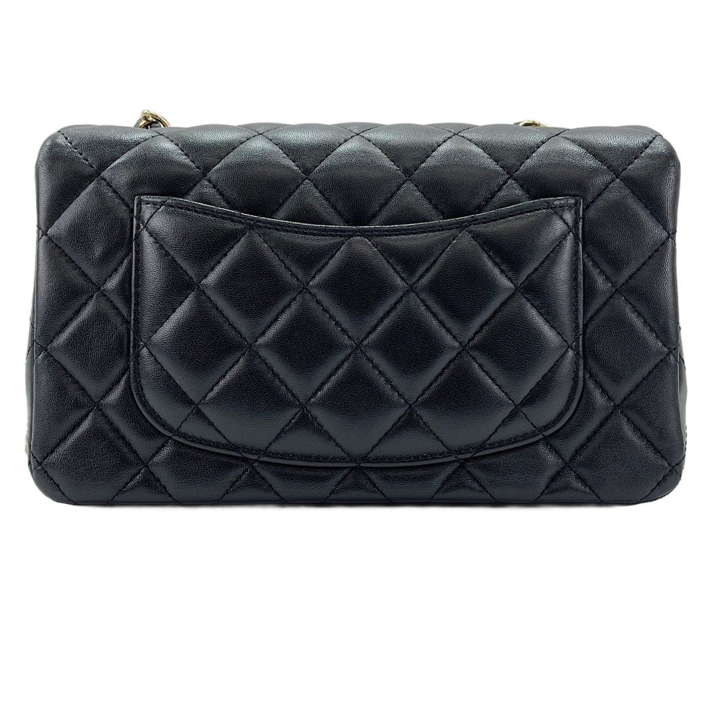 Chanel Shoulder Bag Mini Quilted 20 — view 3