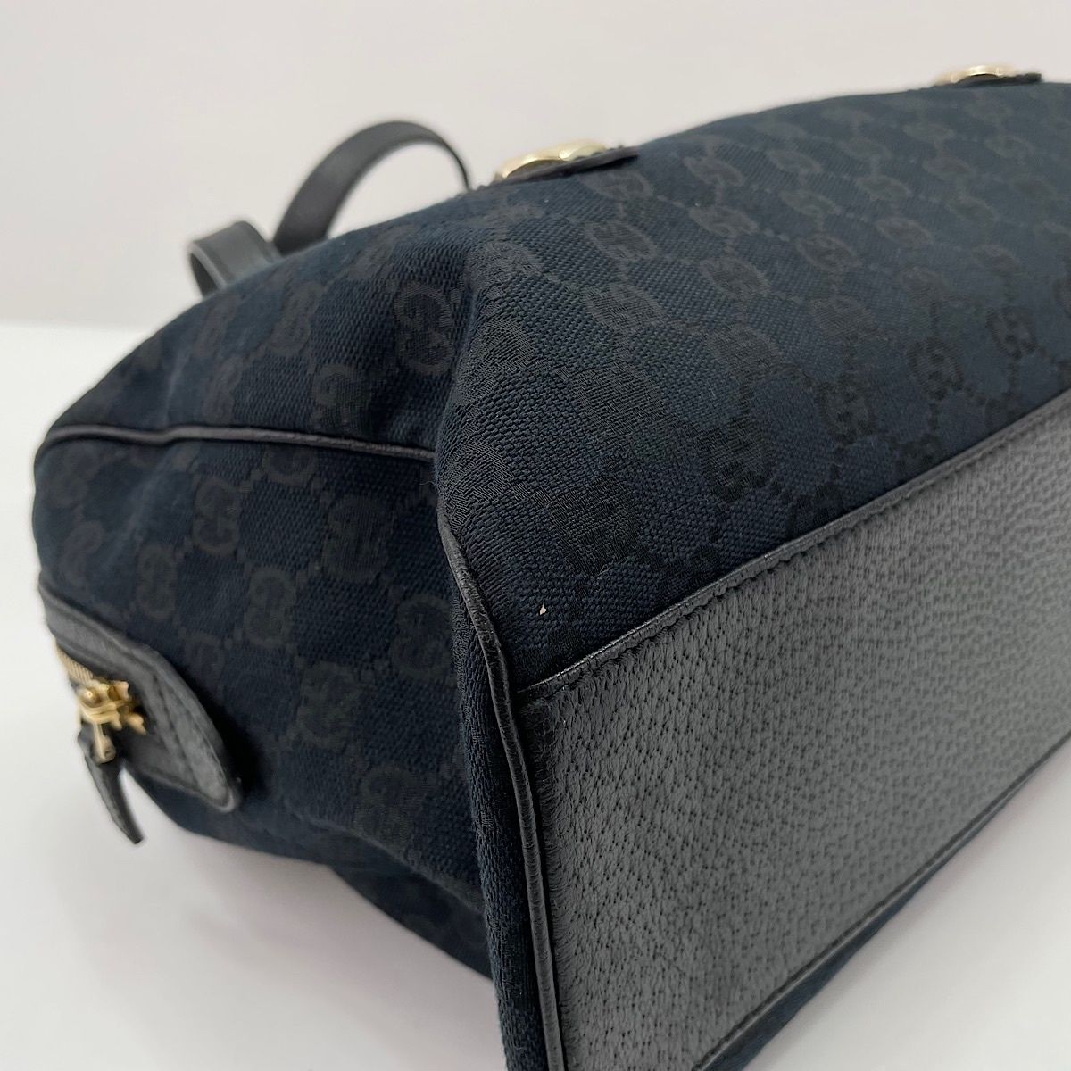 Gucci Shoulder Bag Black — view 8