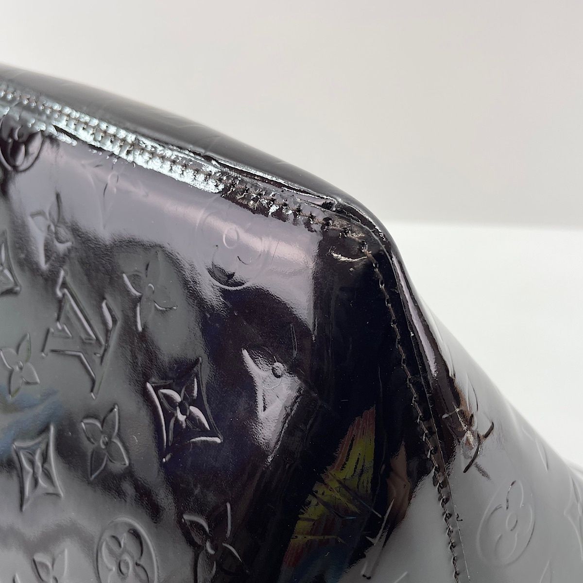 Louis Vuitton Handbag Bellevue PM — view 9