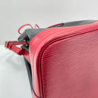 Louis Vuitton Shoulder Bag — view 8