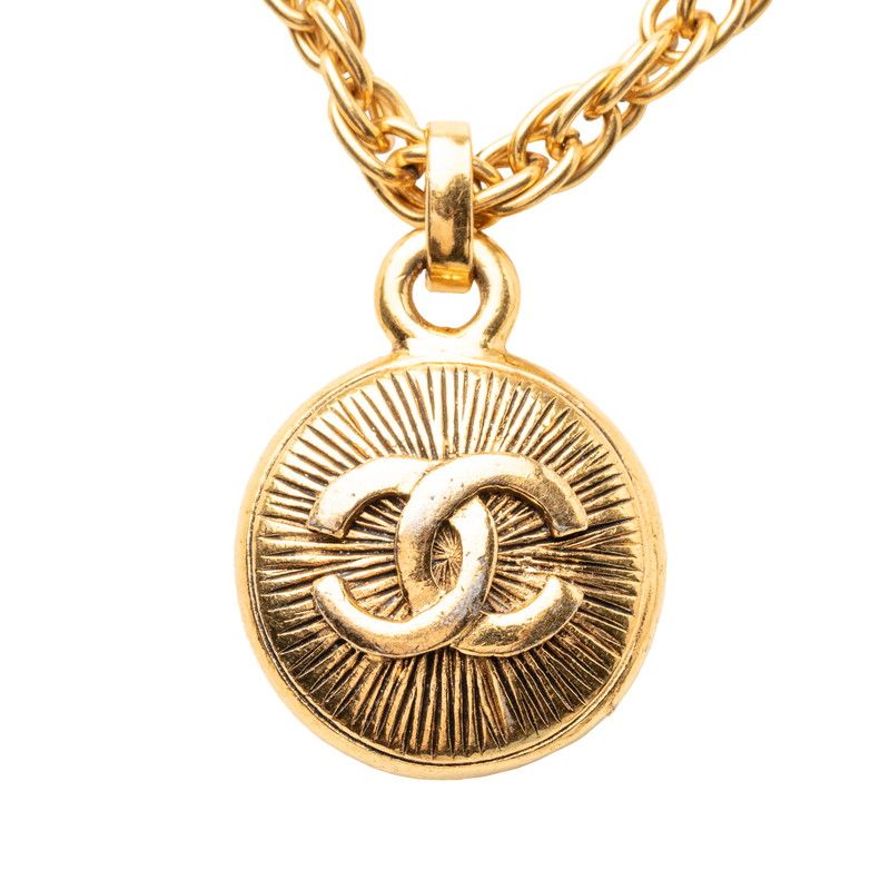 Chanel Vintage CC Logo Chain Necklace Gold Plated — view 2