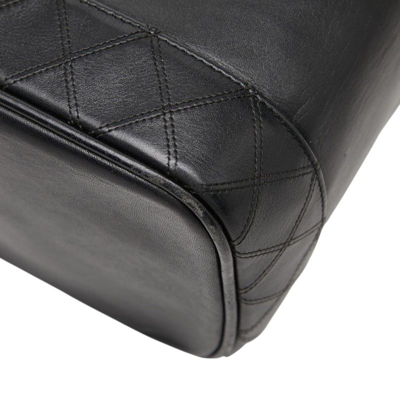 Chanel Bicolor Vanity Bag Handbag Black Lambskin — view 4