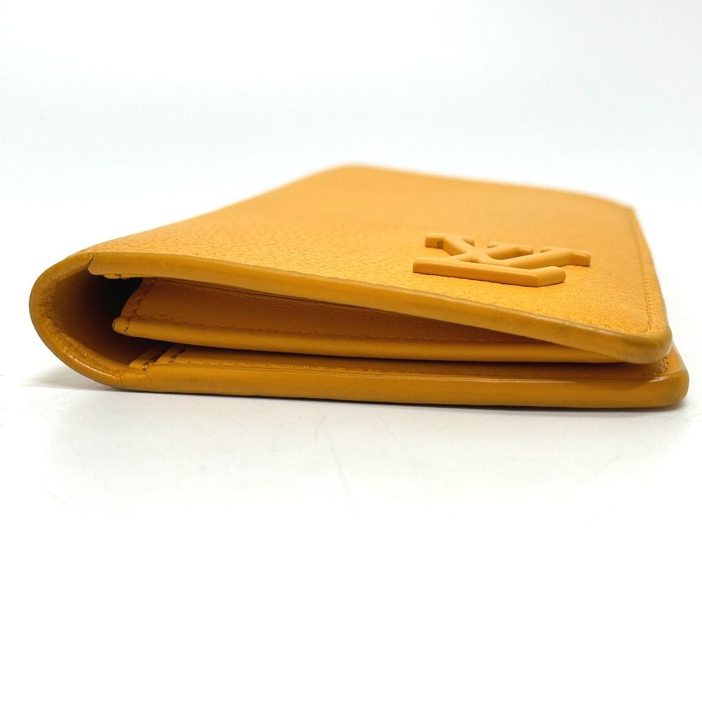Louis Vuitton Wallet LV Aerogram Portefeuille Brazza NM Taurillon Leather — view 4