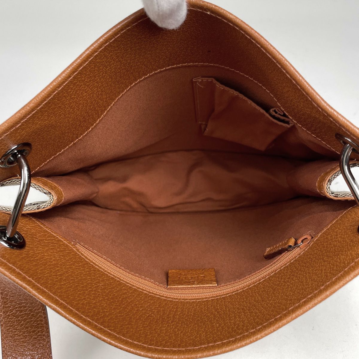 Gucci GG Pattern Shoulder Bag Canvas Brown — view 8