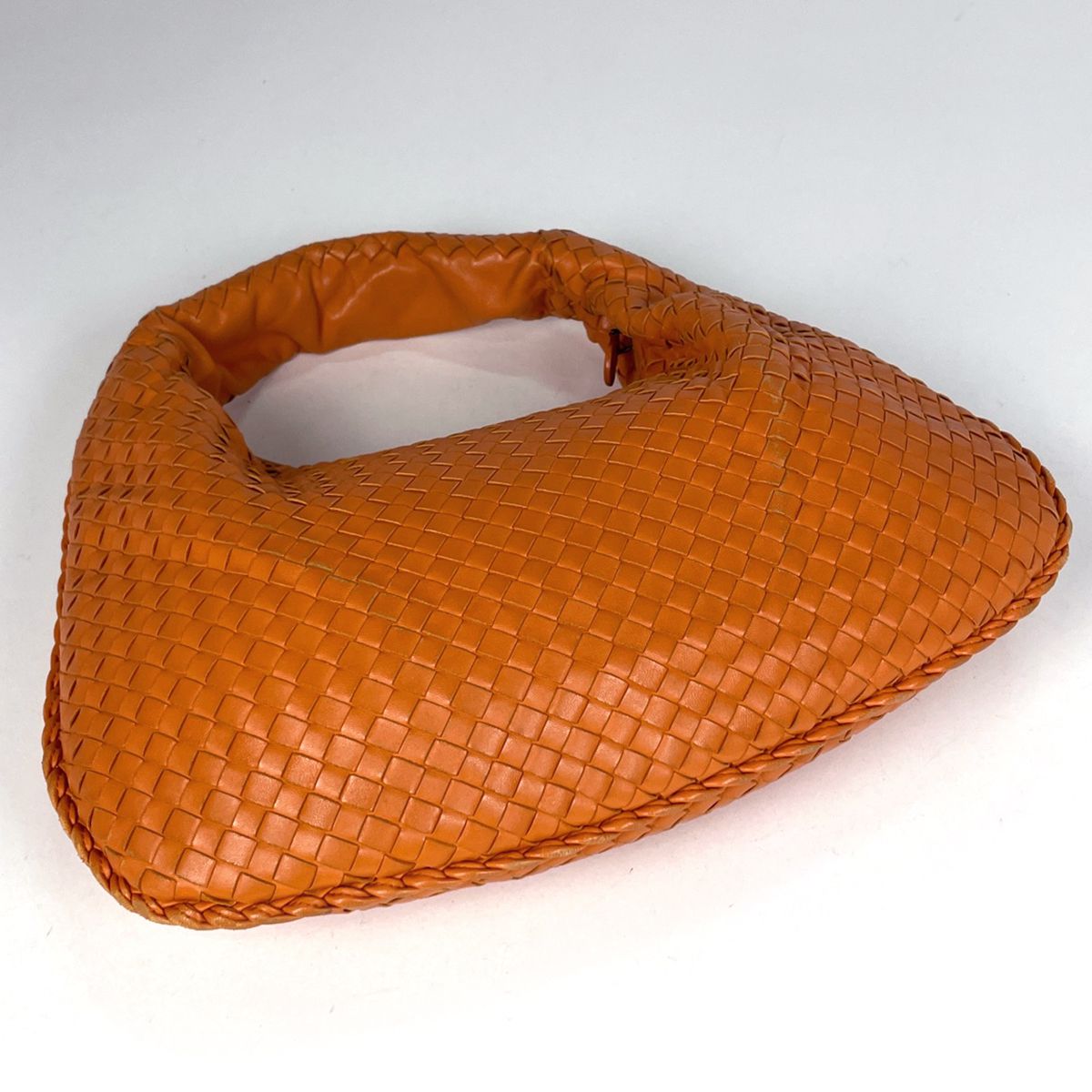 Bottega Veneta Intrecciato Shoulder Bag Hobo Leather Orange — view 2