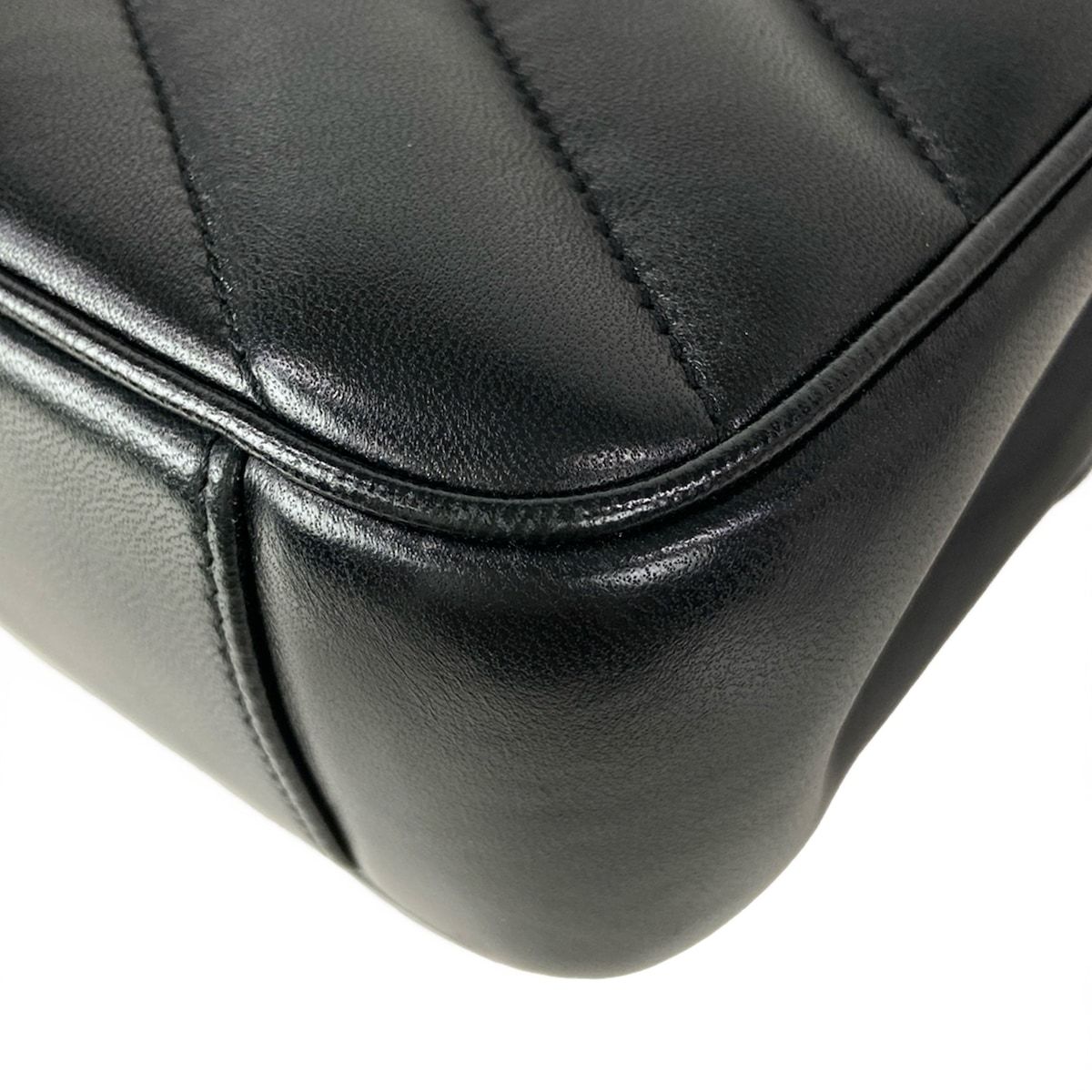 Saint Laurent Paris Shoulder Bag Loulou Small Black Chain Leather — view 8