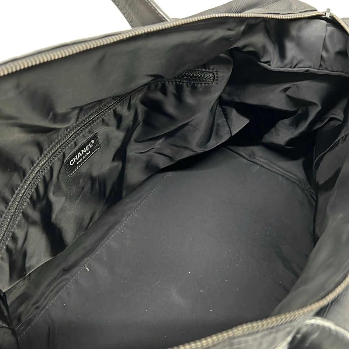 Chanel Boston Bag New Travel Line Black Leather — view 7