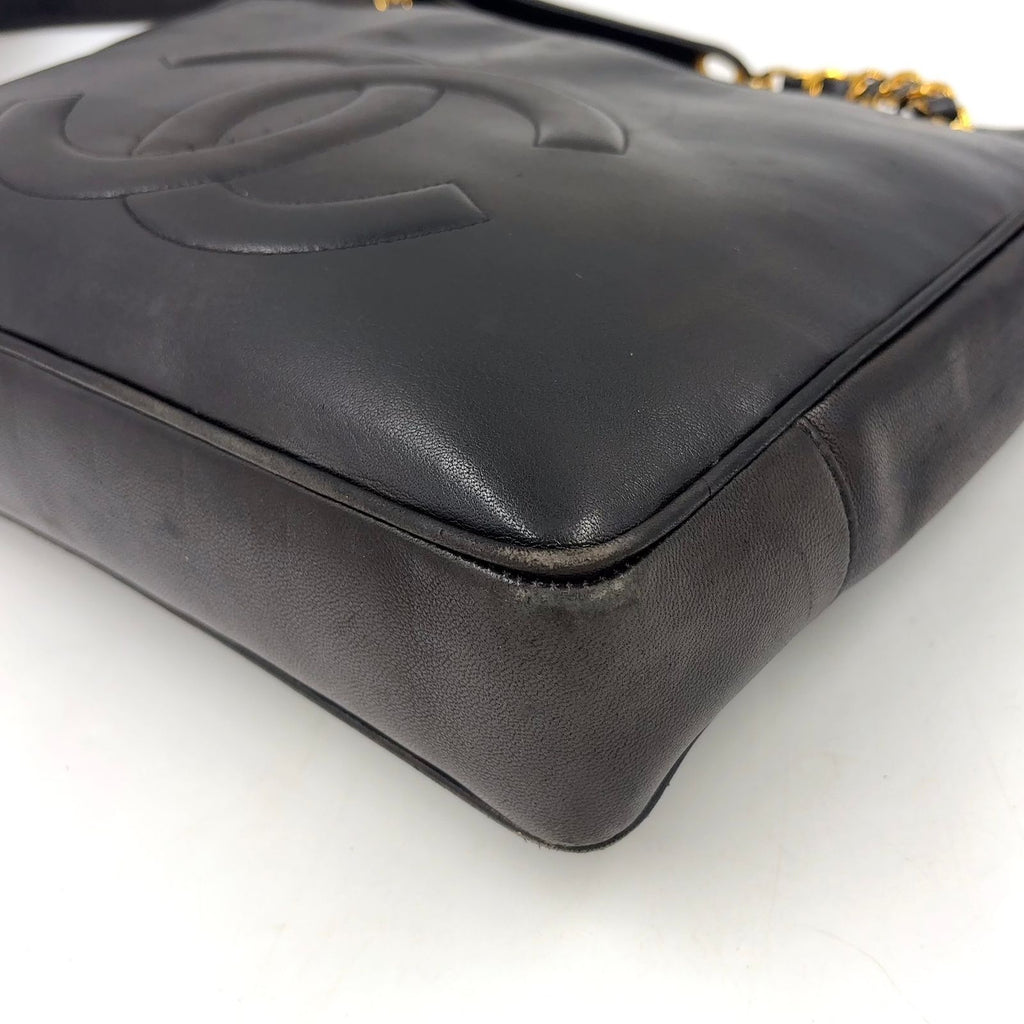 Chanel CC Logo Caviar Leather Black Shoulder Bag Gold — view 6