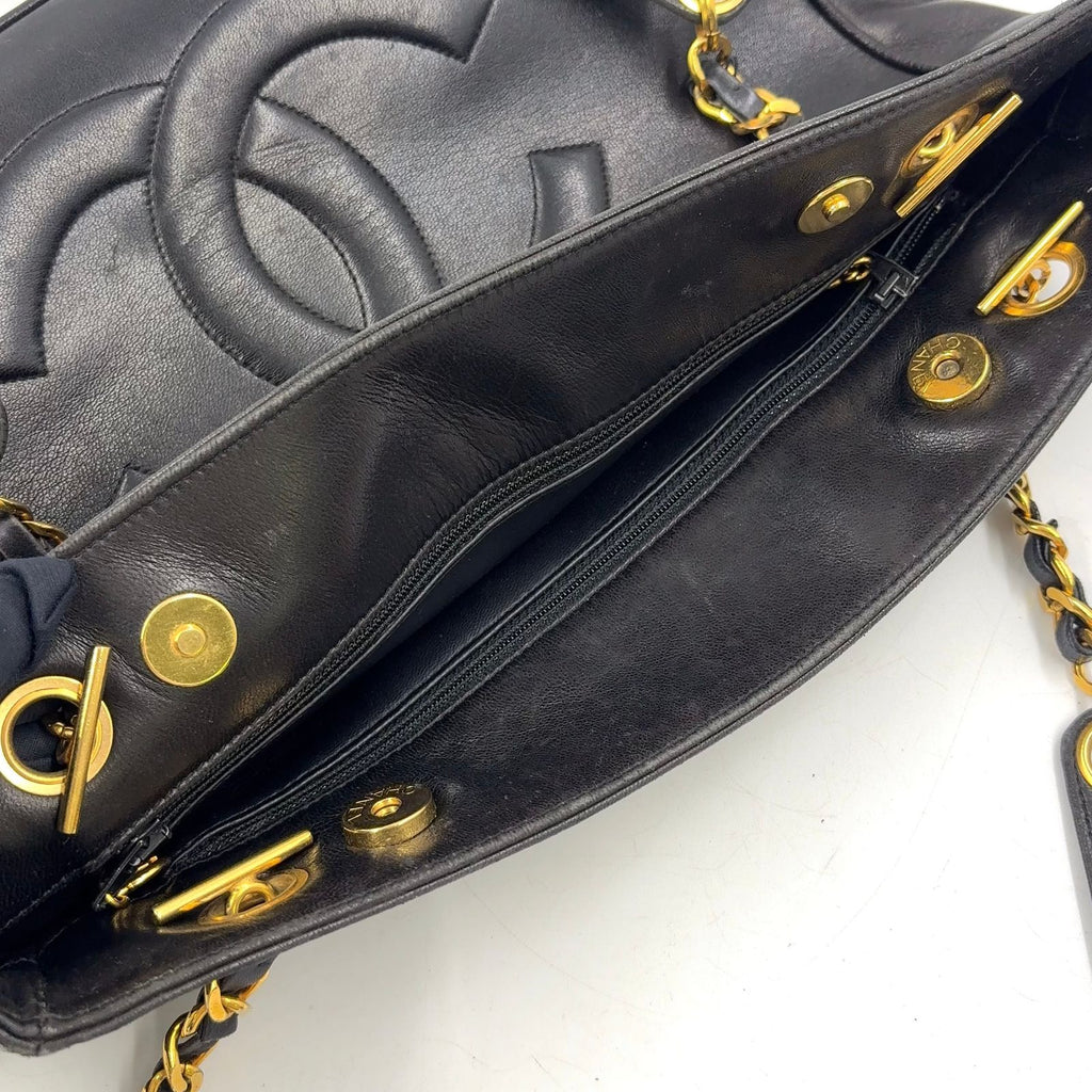 Chanel CC Logo Caviar Leather Black Shoulder Bag Gold — view 9