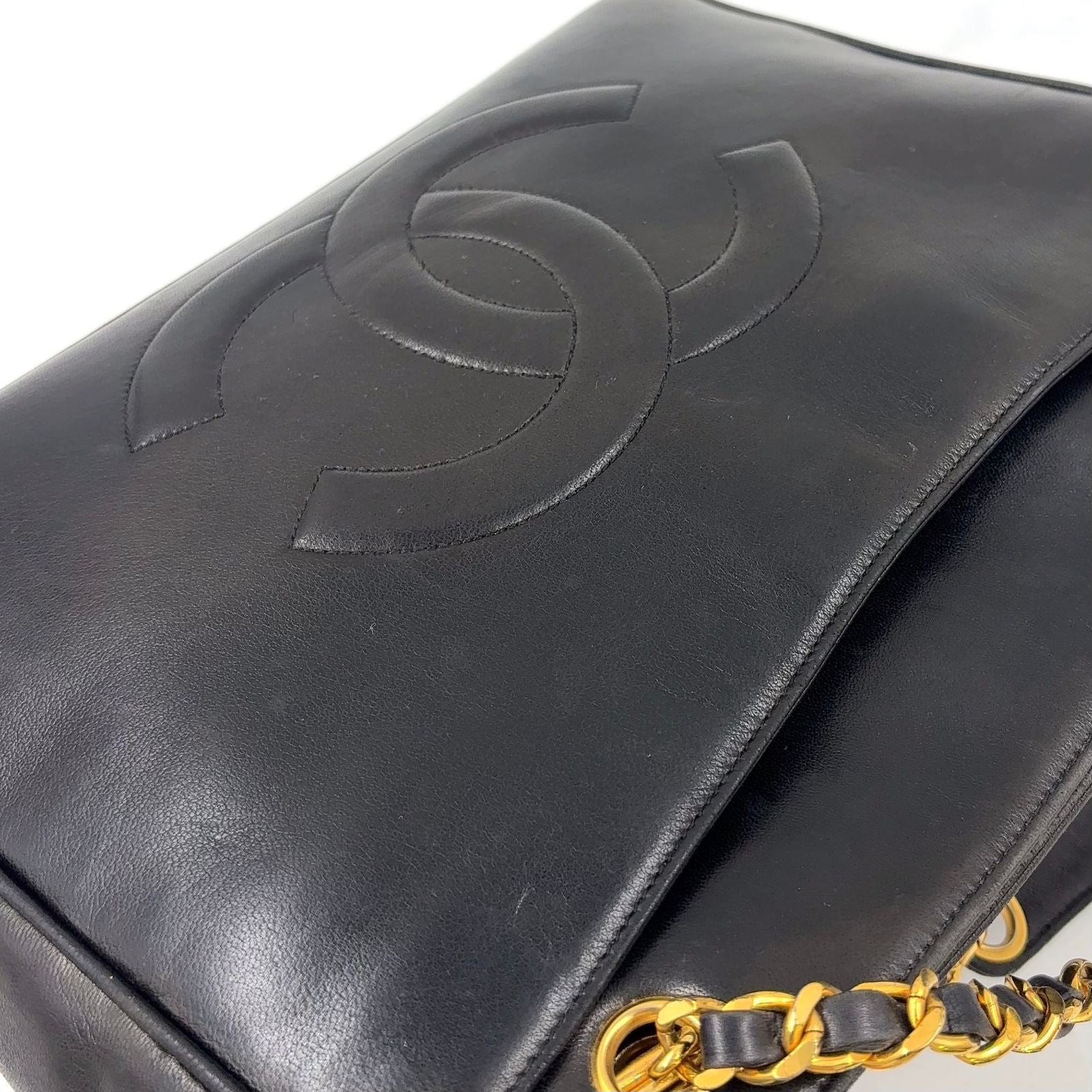 Chanel CC Logo Caviar Leather Black Shoulder Bag Gold — view 7