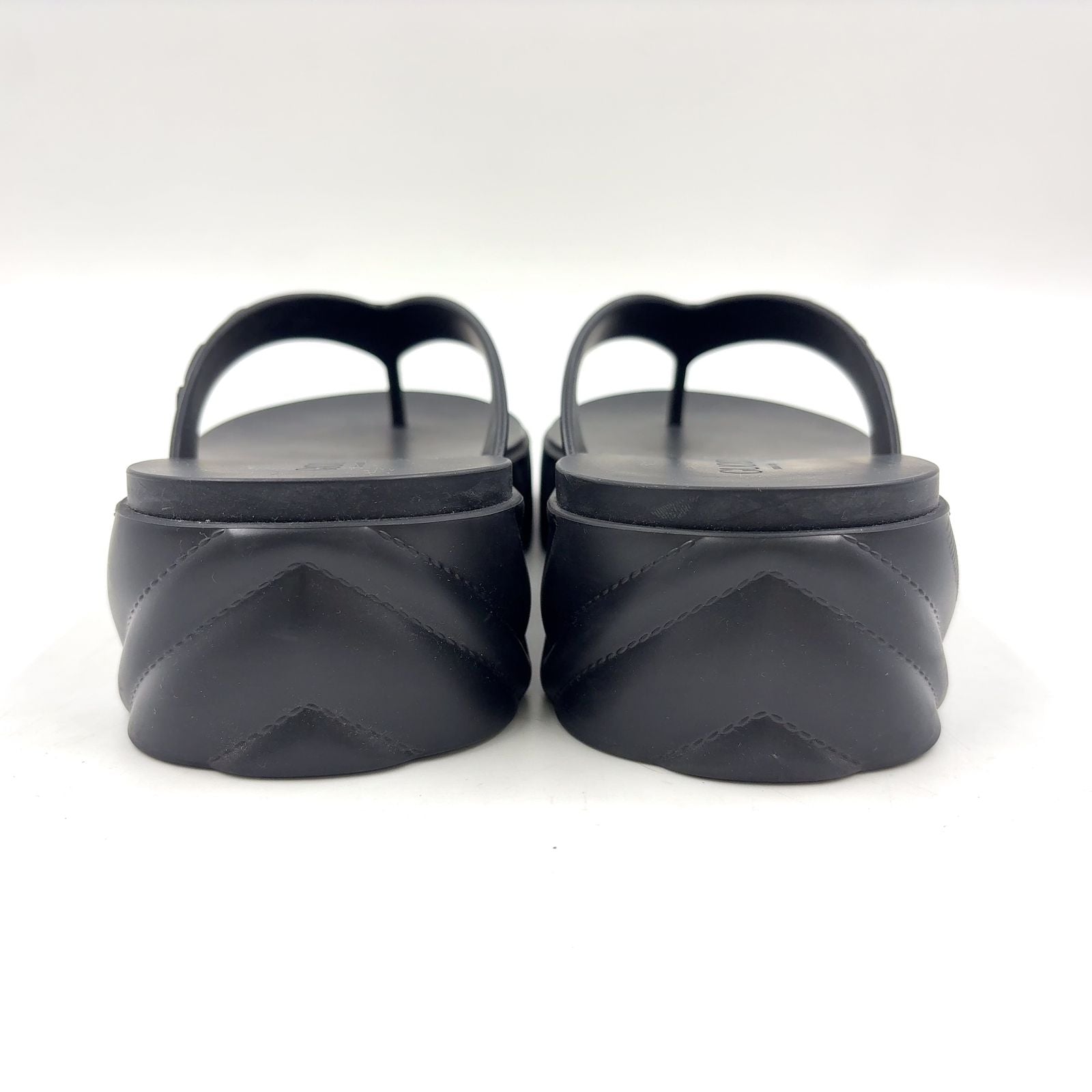 Gucci Thong Rubber Black Sandals — view 5