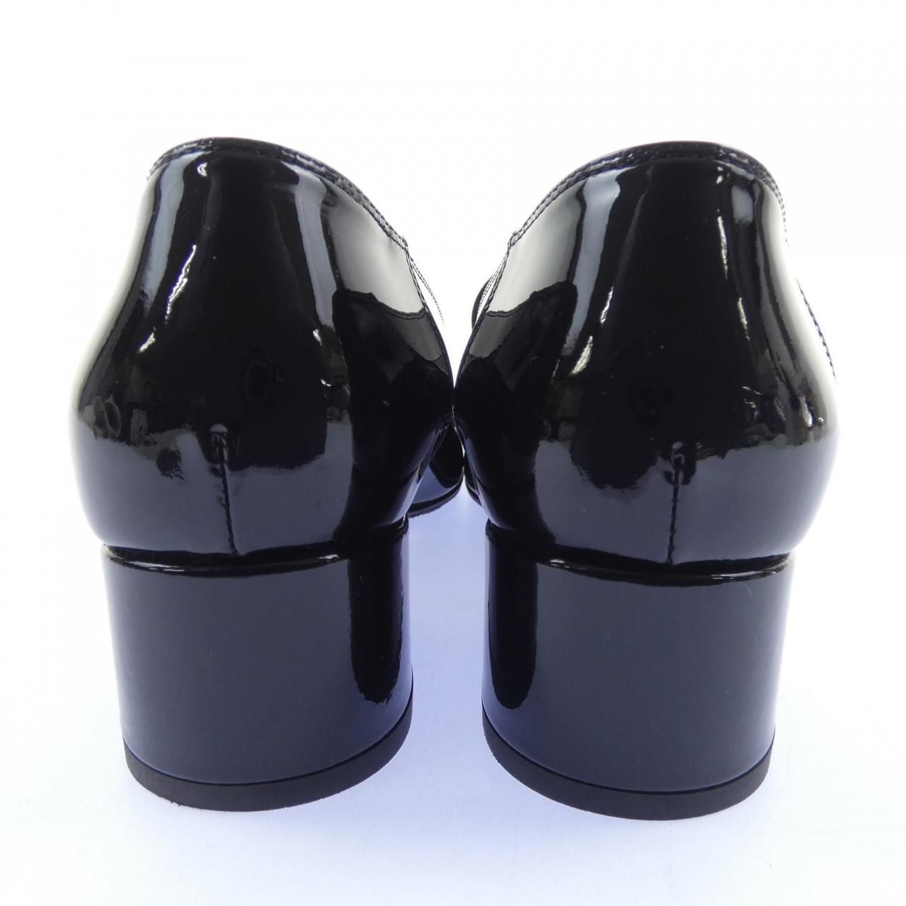 Chanel Loafers Shoes Black — view 5