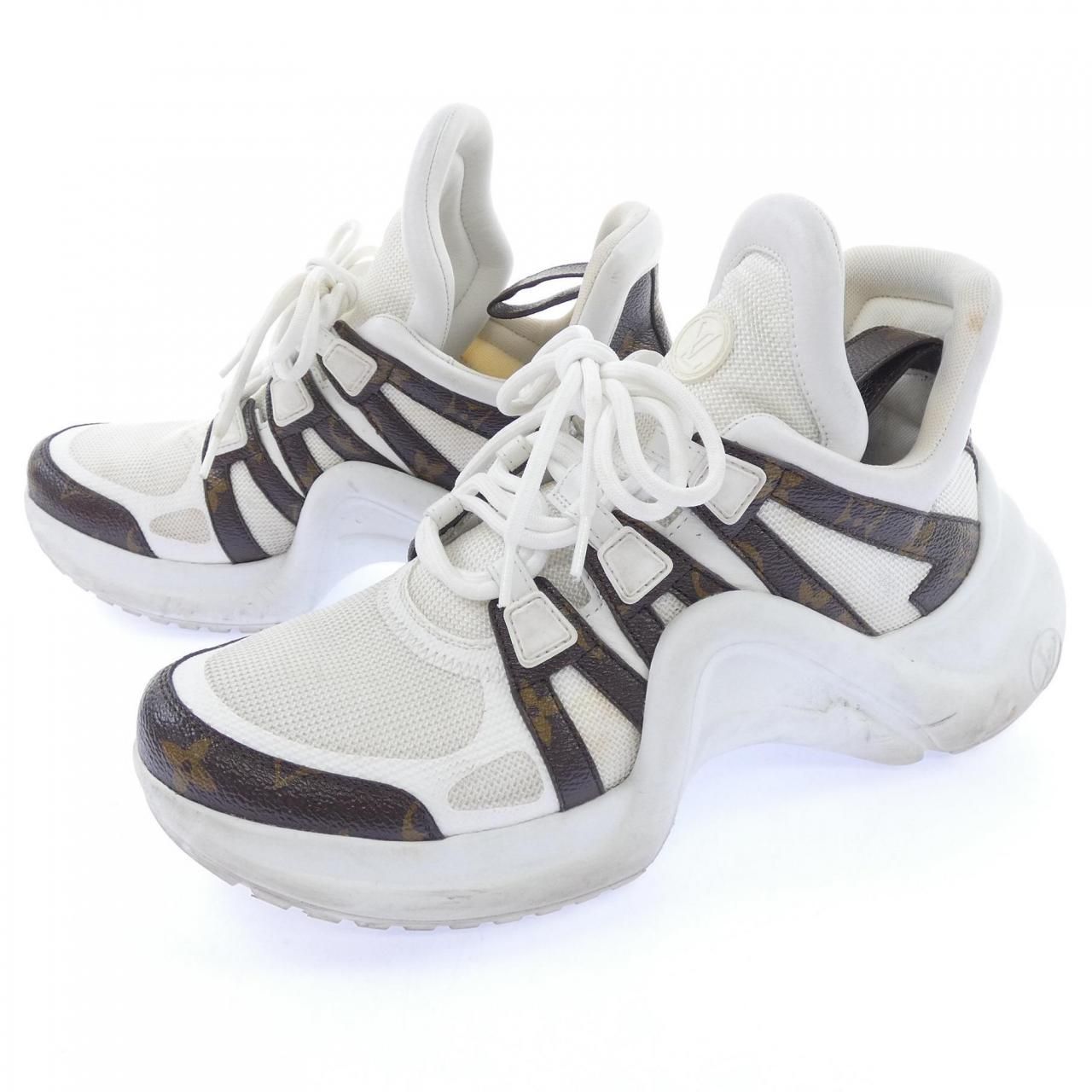 Louis Vuitton LV Arclight Line Sneakers — view 3