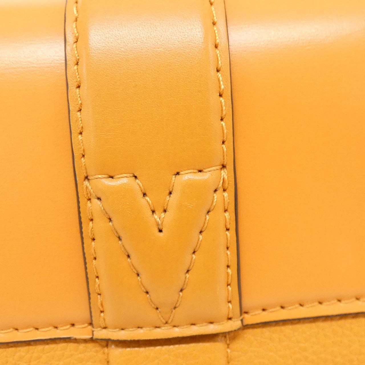 Louis Vuitton Rose Des Vins PM — view 3