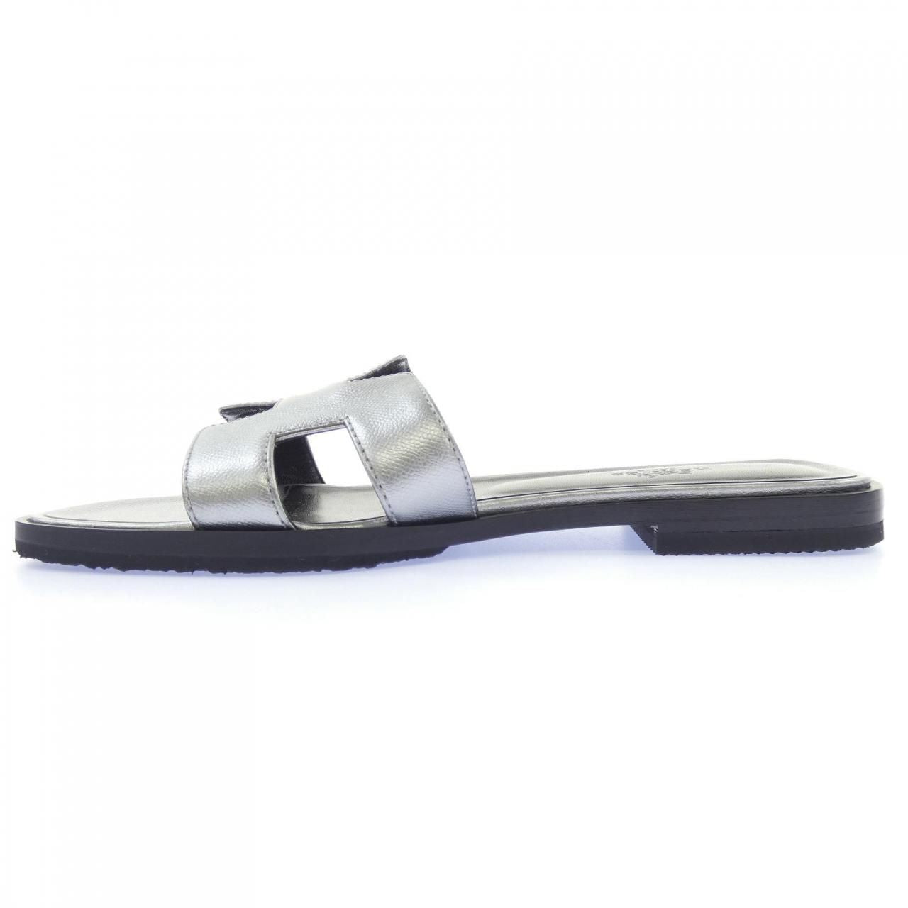 Hermes Oran Sandals Silver — view 2