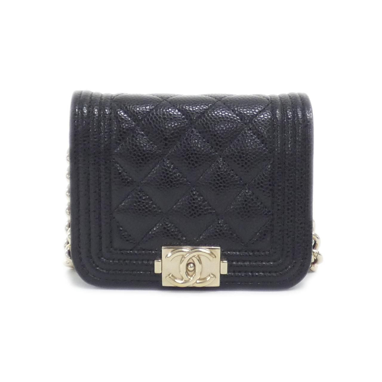 Chanel Boy Line Waist