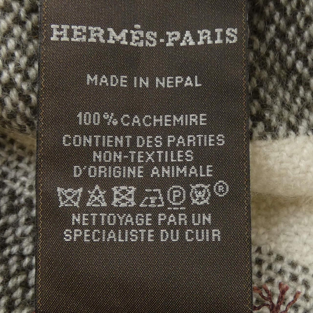 Hermes Scarf White — view 3