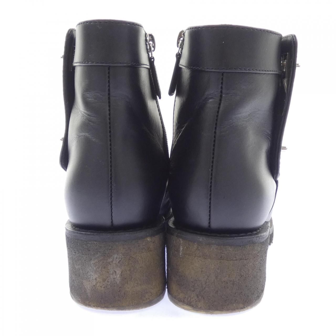 Chanel Turnlock Boots Black — view 5
