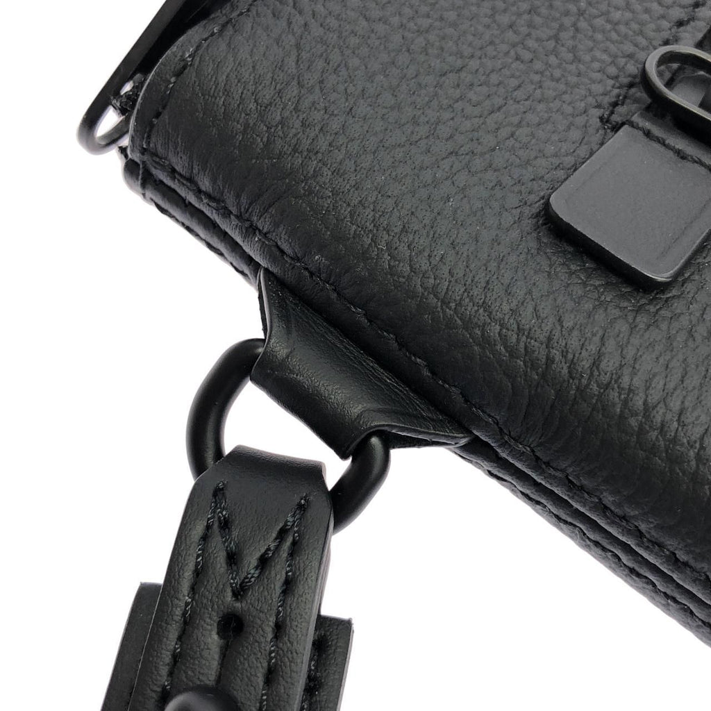 Louis Vuitton LV Aerogram Takeoff Pouch — view 7