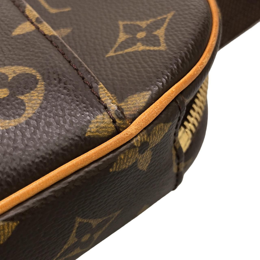 Louis Vuitton Monogram Pochette Gange — view 4