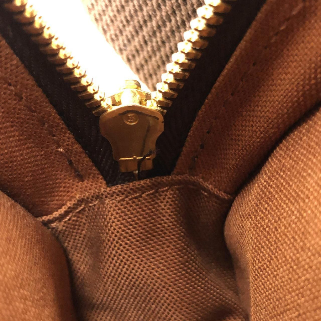 Louis Vuitton Monogram Pochette Gange — view 8