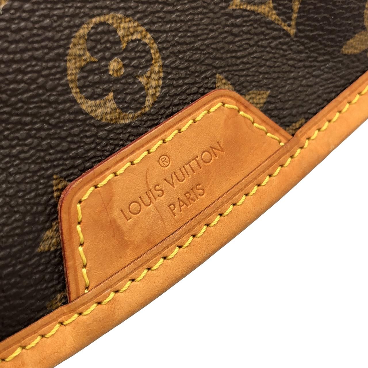 Louis Vuitton Monogram Menilmontan MM Shoulder — view 4