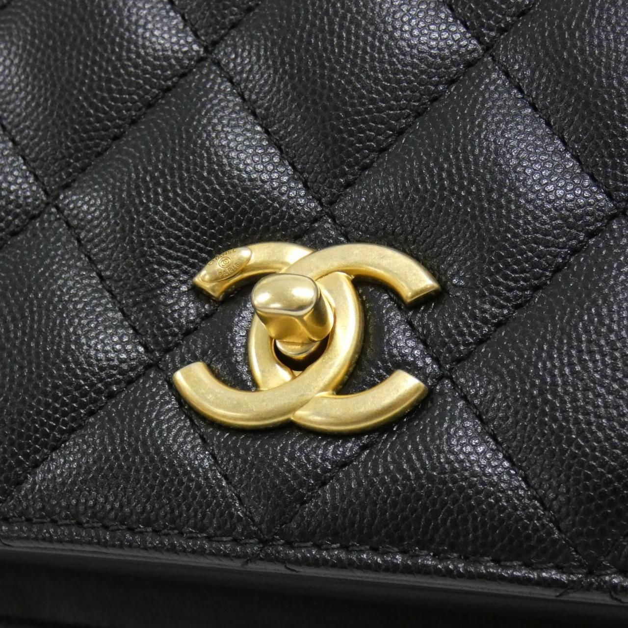 Chanel Bag Handbag Black — view 4