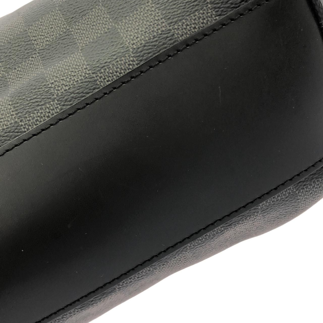 Louis Vuitton Damier Graphite Sky Line — view 3