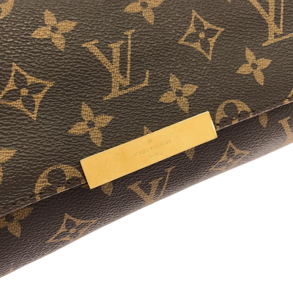 Louis Vuitton Monogram Favorite PM Shoulder — view 4