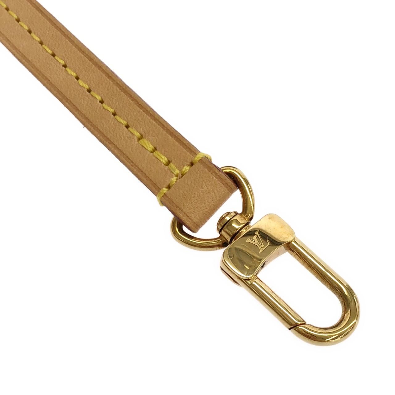 Louis Vuitton Monogram Favorite PM Shoulder — view 6