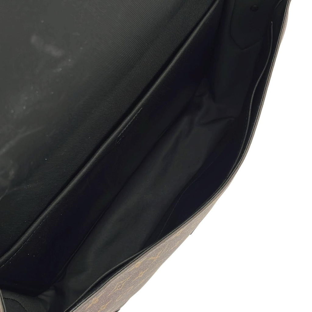 Louis Vuitton Monogram Macassar Arch Messenger GM Shoulder — view 8