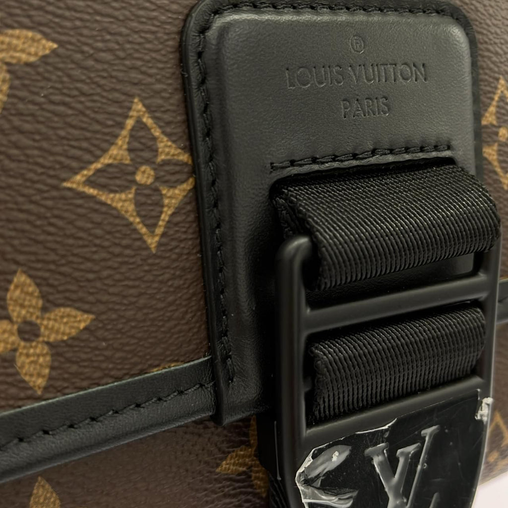 Louis Vuitton Monogram Macassar Arch Messenger GM Shoulder — view 4