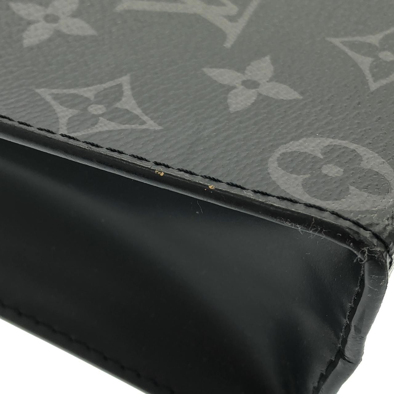 Louis Vuitton Monogram Eclipse Pochette Voyage MM — view 4