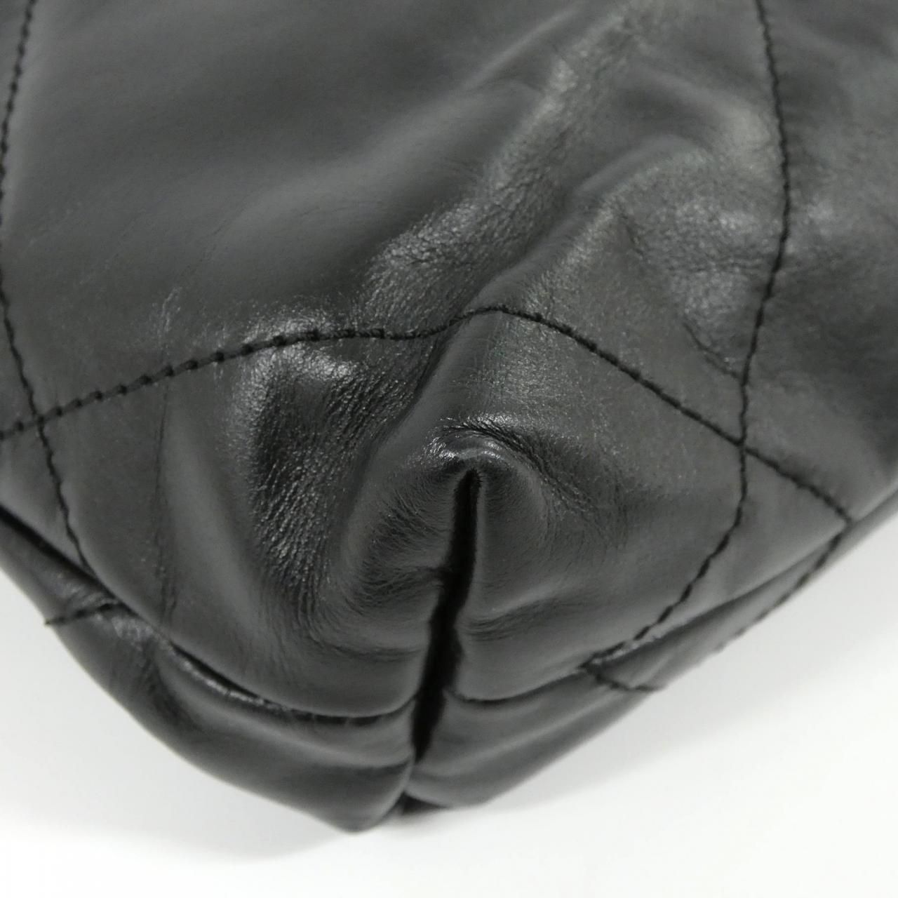 Chanel 22 Line Mini — view 3