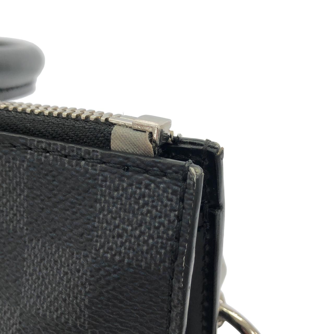 Louis Vuitton Damier Graphit Sac Plat Messenger — view 6