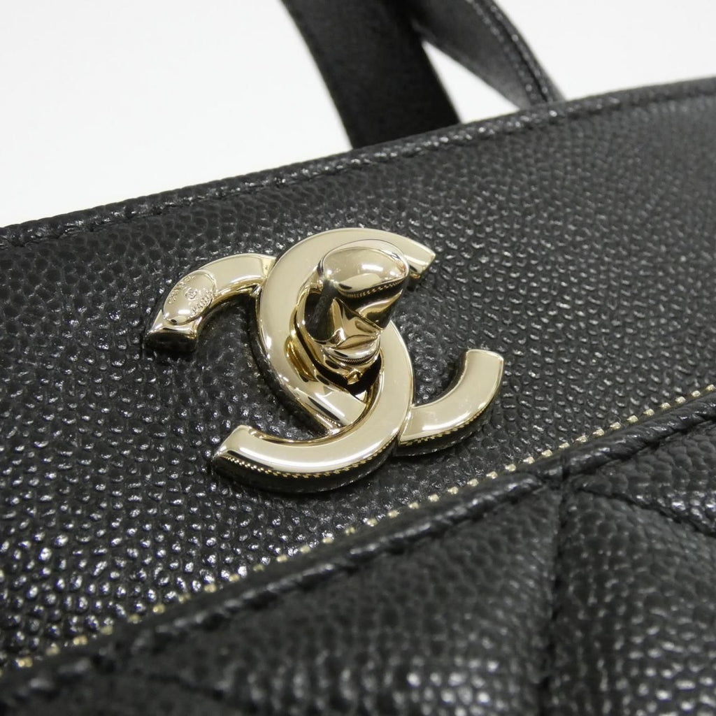 Chanel Bag Handbag Black — view 4