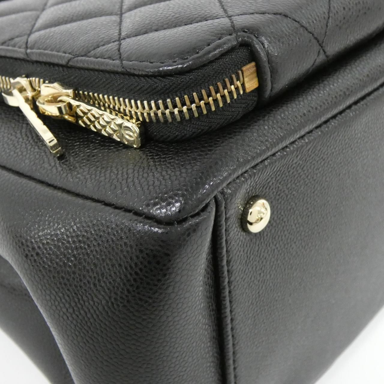 Chanel Bag Handbag Black — view 3