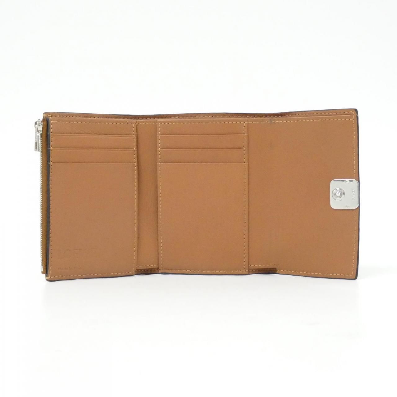 Loewe Anagram Small Vertical Wallet — view 4
