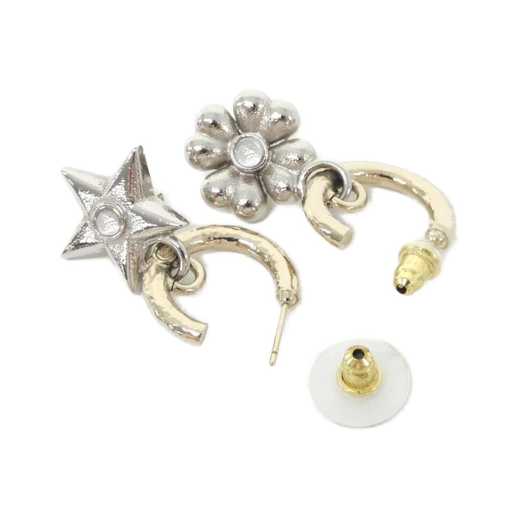 Chanel Earrings Gold — view 3